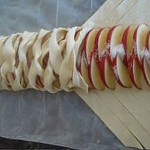 Плетенка с яблоками