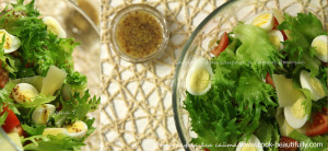 Салат фриллисом и сыром джюгас